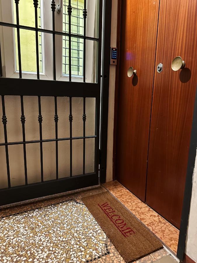 Koro'S Apartments 博洛尼亚 外观 照片